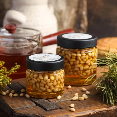 Мед с кедровыми орехами Вековая пасека