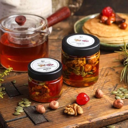 Мед цветочный с ореховым ассорти и вишней Вековая пасека