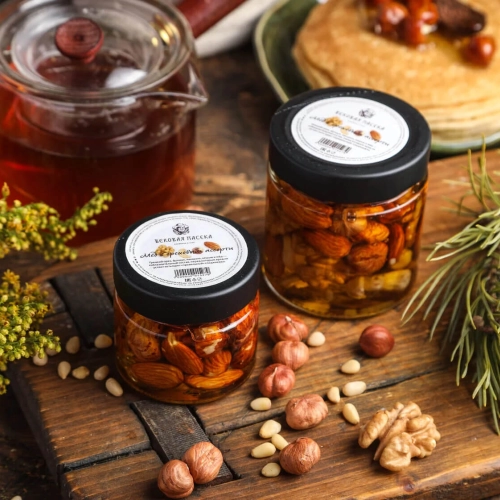 Мед с ореховым ассорти Вековая пасека (В баночке)